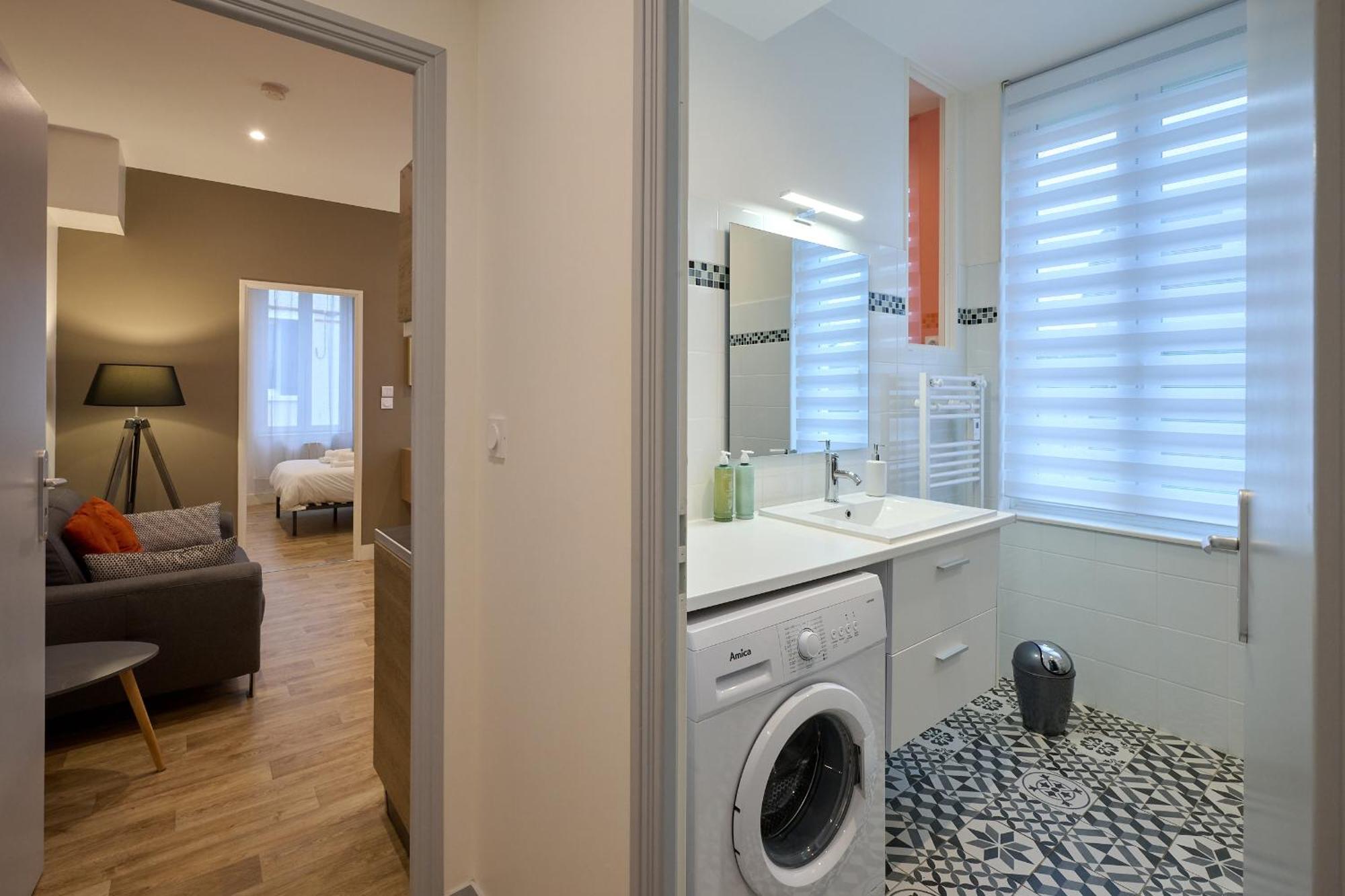 Le Faidherbe Style Appart' Hotel - Wifi Gratuit - Parking Gratuit Calme Et Lumineux Nevers Eksteriør bilde